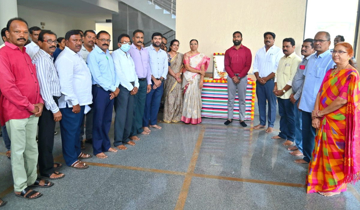 Roshayya | మహనీయుల జీవితం మనందరికీ ఆదర్శం.. జగిత్యాల కలెక్టర్ సత్య ప్రసాద్