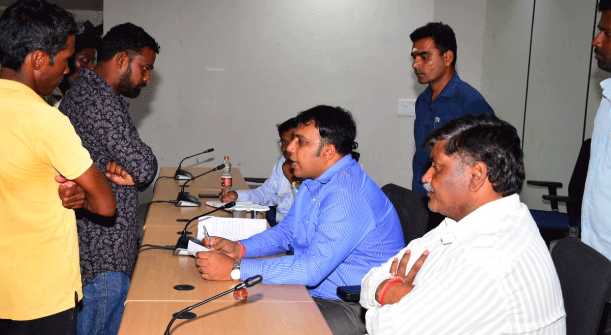 Solving problems | ప్రజావాణితో సమస్యల పరిష్కారం.. కలెక్టర్ సందీప్ కుమార్ ఝా