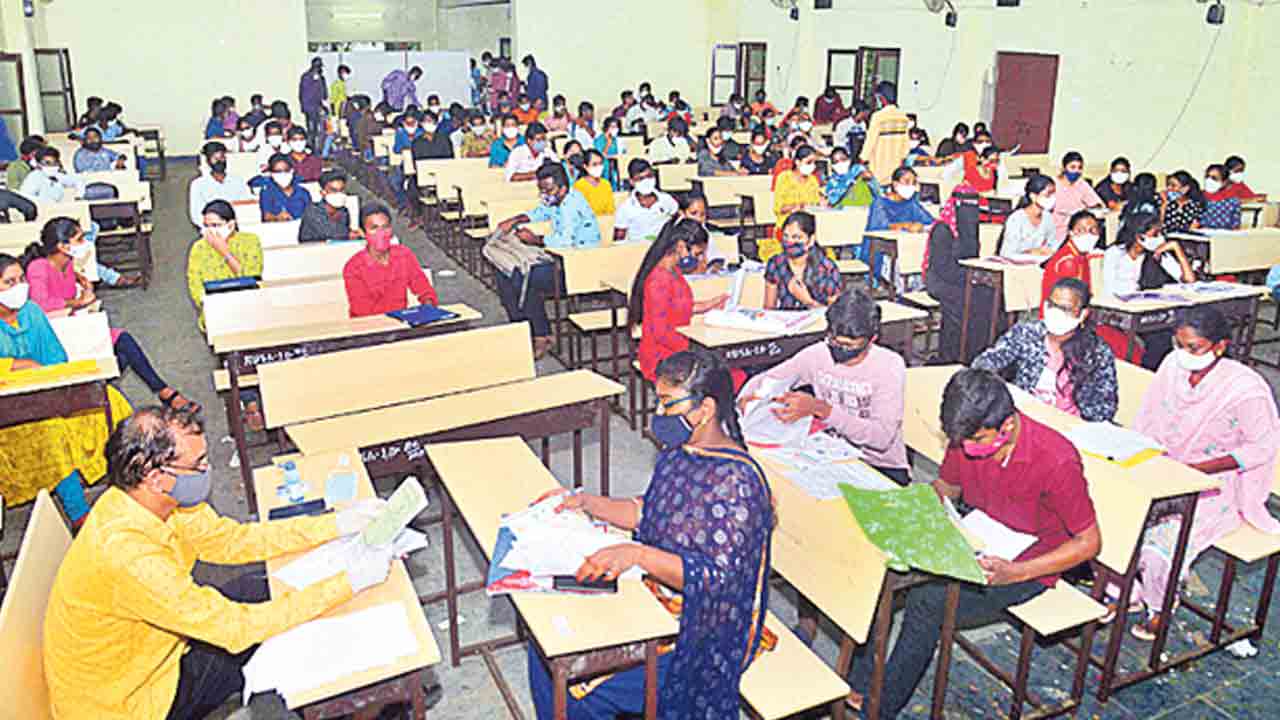 ఎడ్‌సెట్‌ వెబ్‌కౌన్సెలింగ్‌ షెడ్యూల్‌ విడుదల