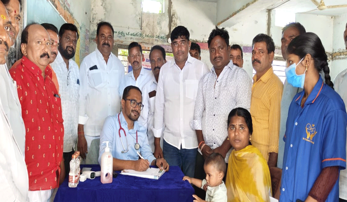 Free medical camp | సిరి పిల్లల ఆసుపత్రి అధ్వర్యంలో ఉచిత వైద్య శిబిరం