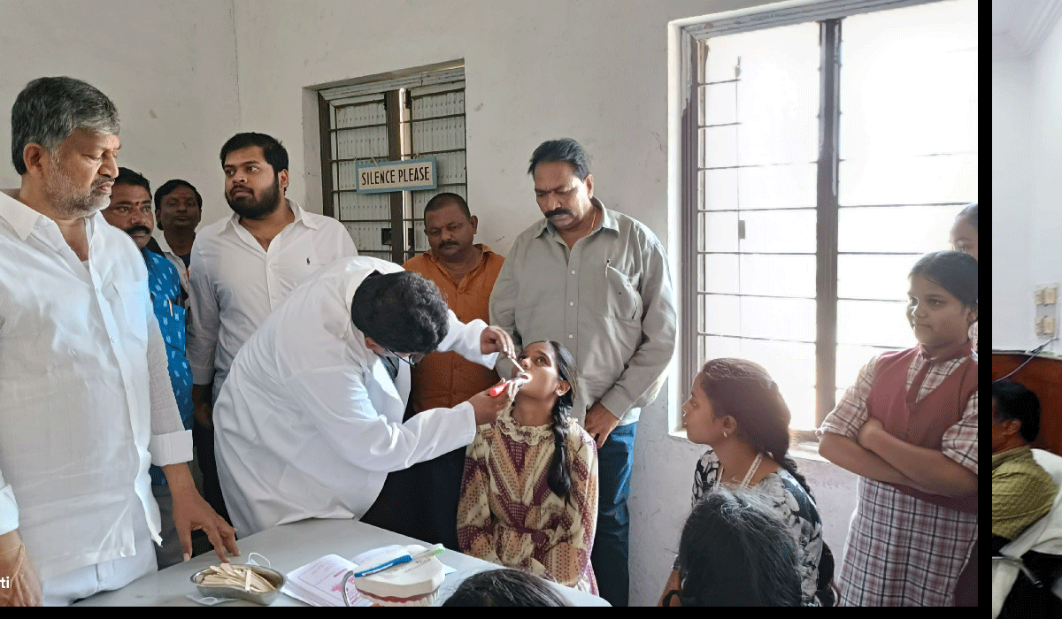 MLC Elagandula Ramana | దంత సంరక్షణతో సంపూర్ణ ఆరోగ్యం.. స్థానిక సంస్థల ఎమ్మెల్సీ ఎలగందుల రమణ