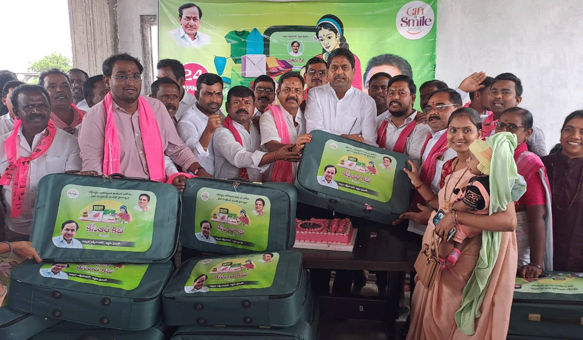 Gift a Smile | ‘గిఫ్ట్ ఏ స్మైల్ ‘ కొనసాగింపు హర్షణీయం.. పండుగలా కేటీఆర్ జన్మదిన వేడుకలు