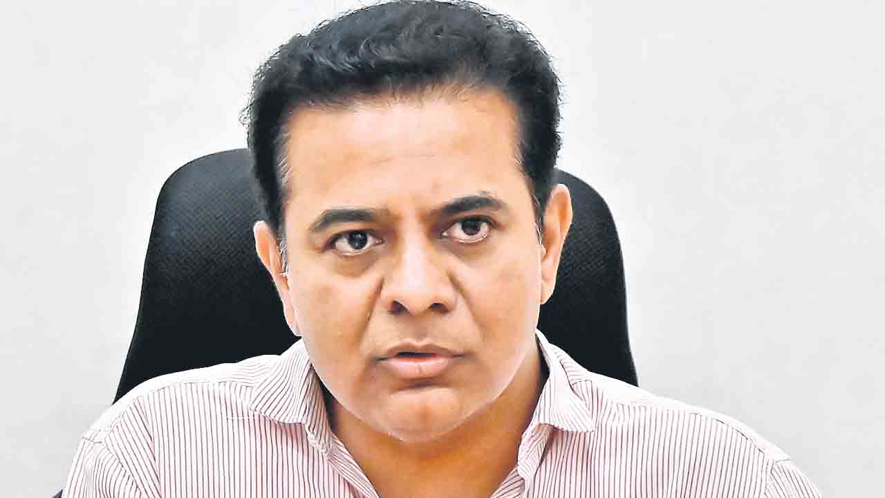 కాంగ్రెస్‌ పాలనలో ఎరువులకూ కరువే