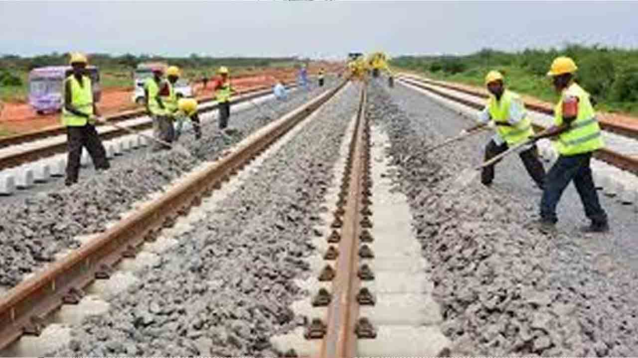 కొత్త రైల్వేలైన్లకు ముందడుగు