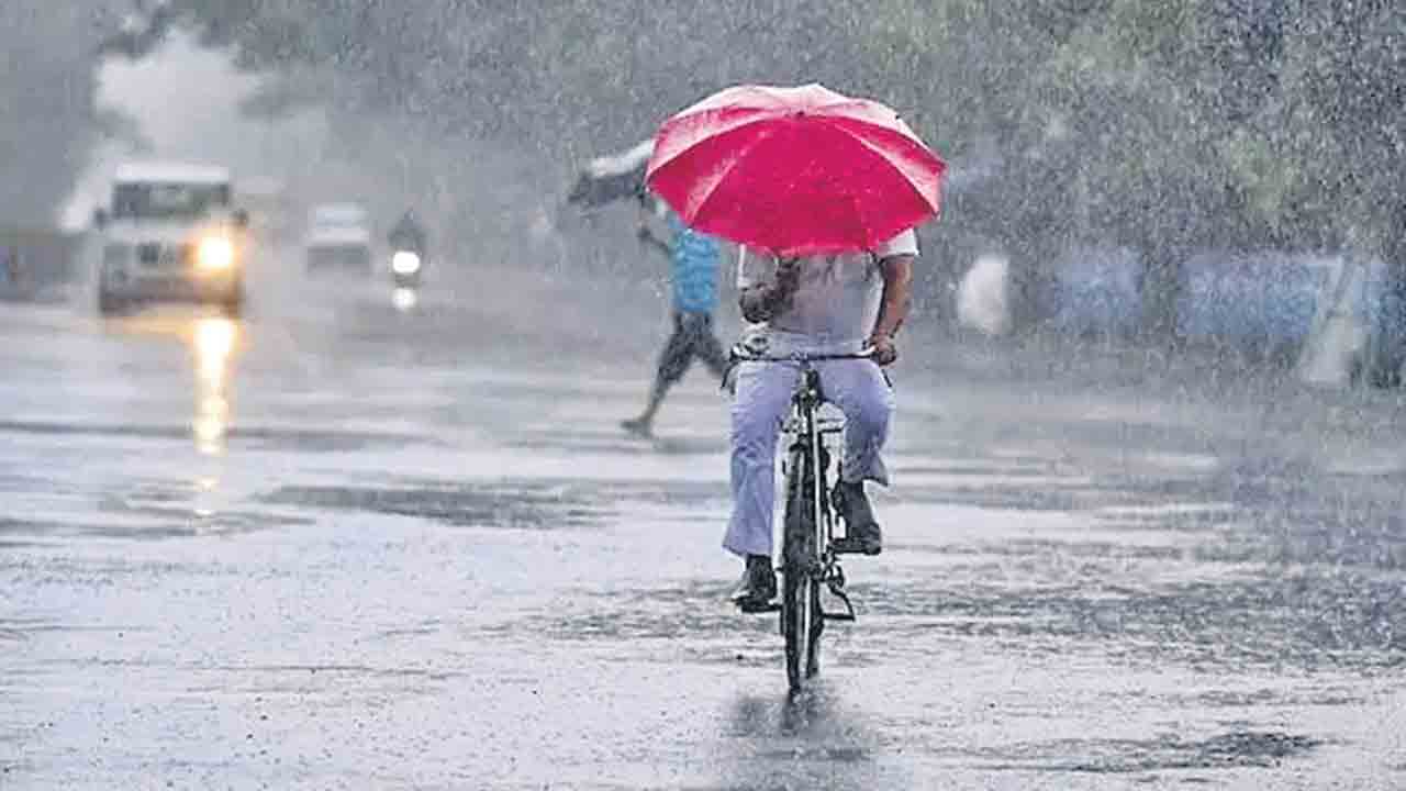 మూడు రోజులు తేలికపాటి వర్షాలు