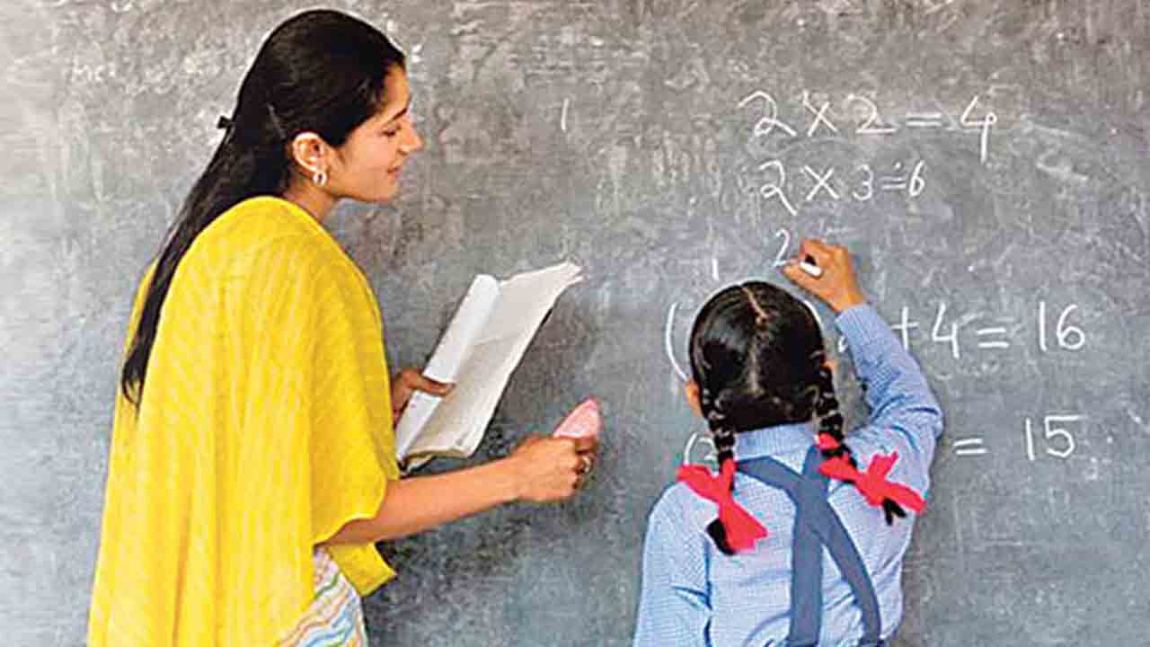 ‘డీఎస్సీ నోటిఫికేషన్‌ విడుదల చేయండి’