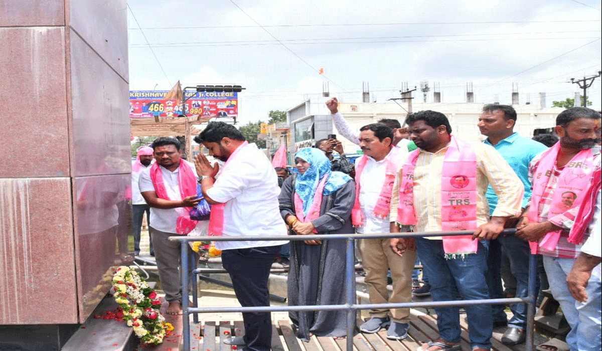 Vyalla Harish Reddy | రామగుండం ప్రజా సేవకుడు తొలిసారి గోదావరిఖనికి వచ్చిన హరీష్ రెడ్డికి జన నీరాజనం..!