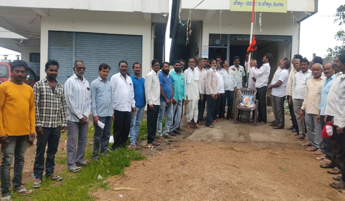 BMS formation Day | ఘనంగా బీఎంఎస్‌ ఆవిర్భావ వేడుకలు.. జెండాను ఆవిష్కరించిన జిల్లా అధ్యక్షుడు ములాసపు రాజన్న