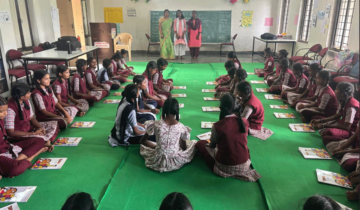 self-confidence | బాలికల్లో ఆత్మవిశ్వాసం పెంపొందాలి.. కళాశాల ప్రిన్సిపల్ హర్షిత్ కౌర్