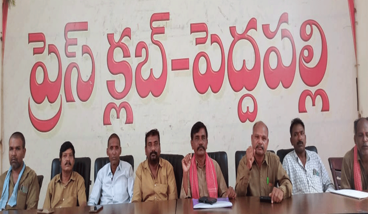 Aauto drivers | ఆటో డ్రైవర్లకు ఇచ్చిన ఎన్నికల హామీలను నెరవేర్చాలి.. జేఏసీ రాష్ట్ర అధ్యక్షుడు మంద రవికుమార్