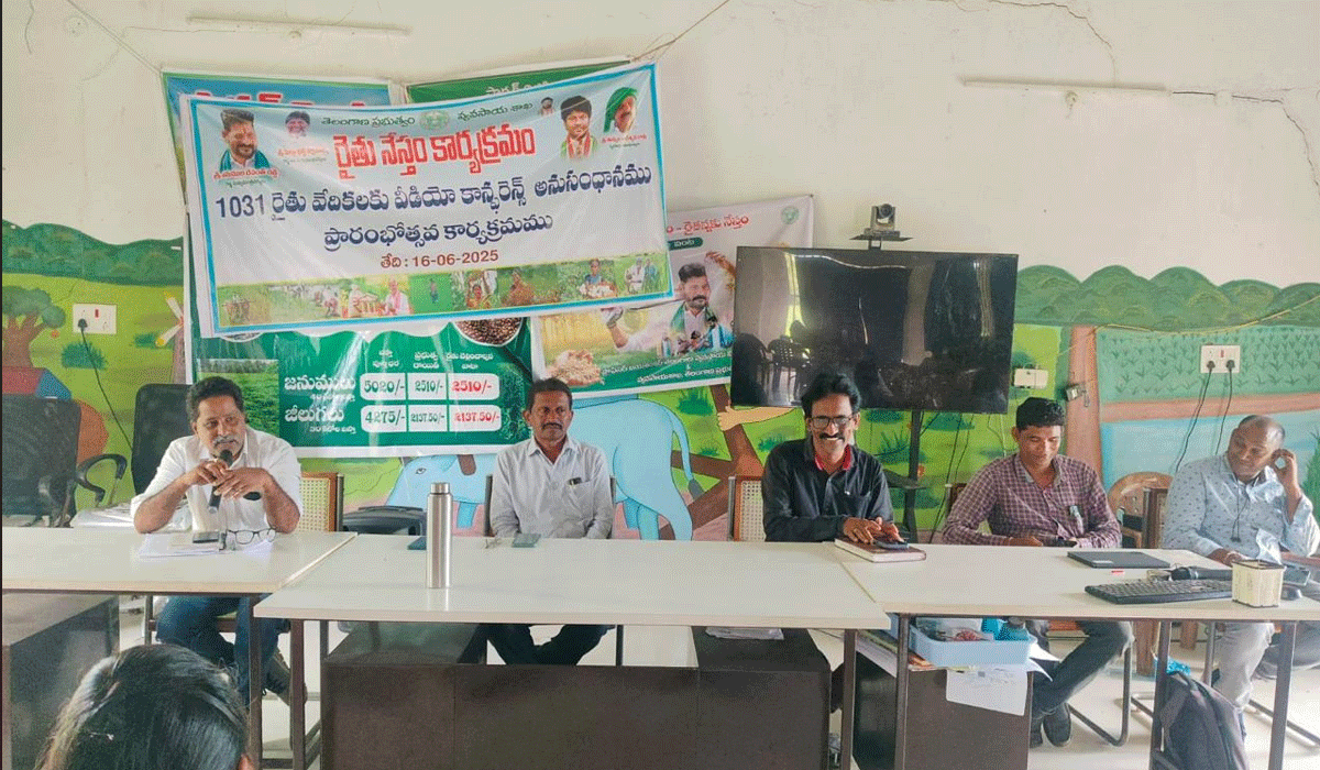 KG wheels tractor | రోడ్ల పై కేజీ వీల్స్ ట్రాక్టర్ తిరిగితే జరిమానా.. అధికారుల హెచ్చరిక