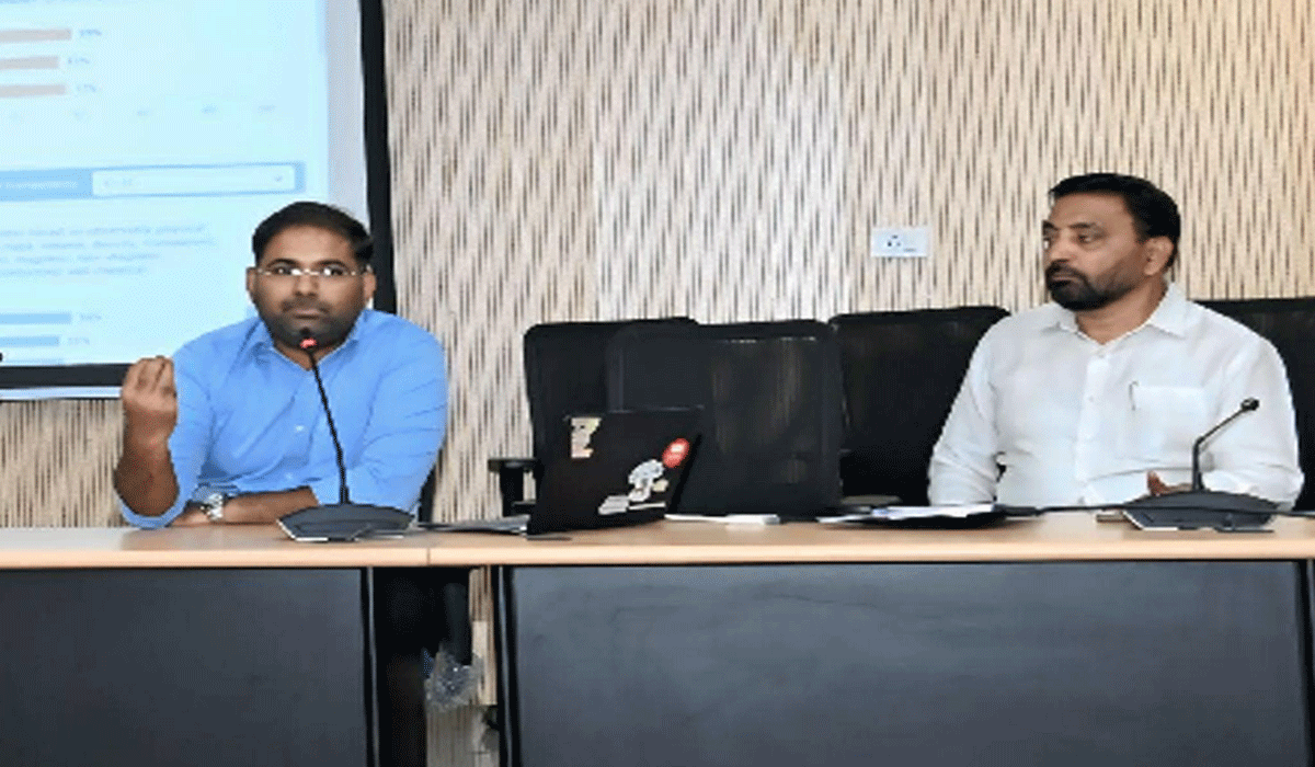 Collector Koya Sri Harsha | విద్యార్థులలో భాషా పరిజ్ఞానాన్ని పెంపొందించాలి.. పెద్దపల్లి కలెక్టర్‌ కోయ శ్రీ హర్ష