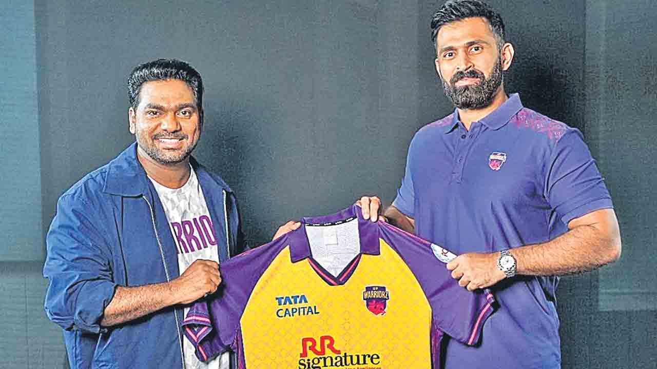 యూపీ వారియర్స్‌ కోచ్‌గా అభిషేక్‌