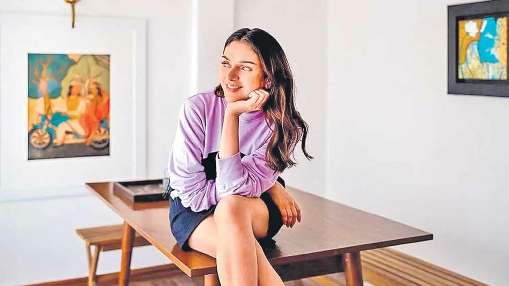 Aditi Rao Hydari, Home, Lif