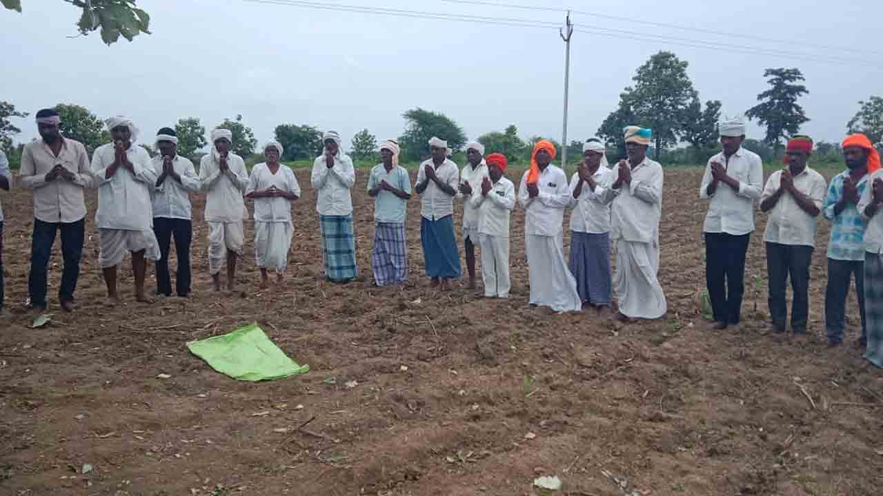 Adivasis Pujas