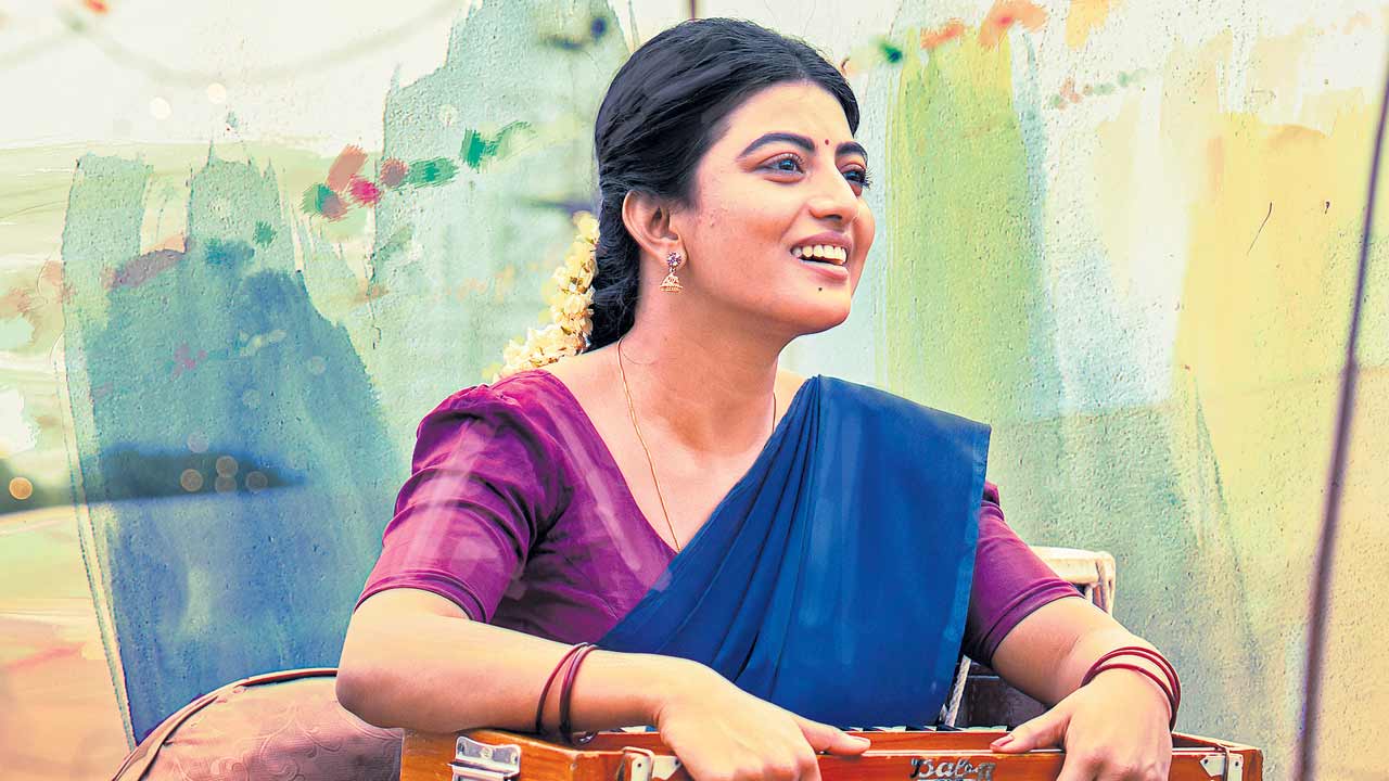 జానపద కళకు నివాళిగా.. గరివిడి లక్ష్మి