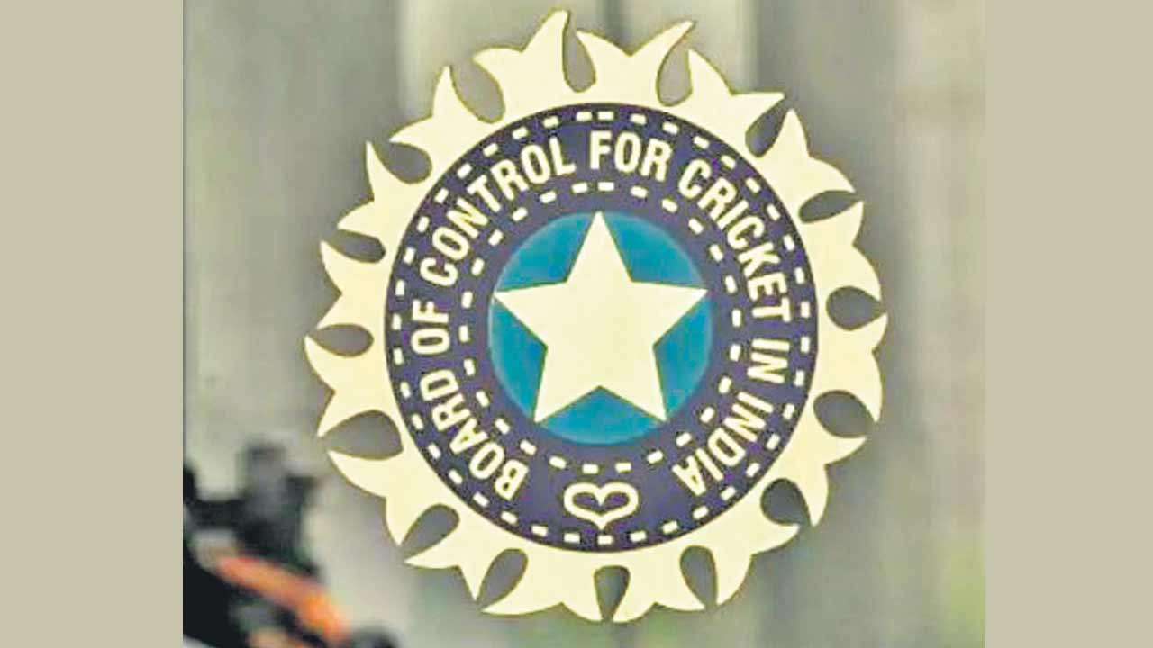 బీసీసీఐకి కాసుల పంట.. 2023-24 ఏడాదికి రూ. 9471 కోట్లు