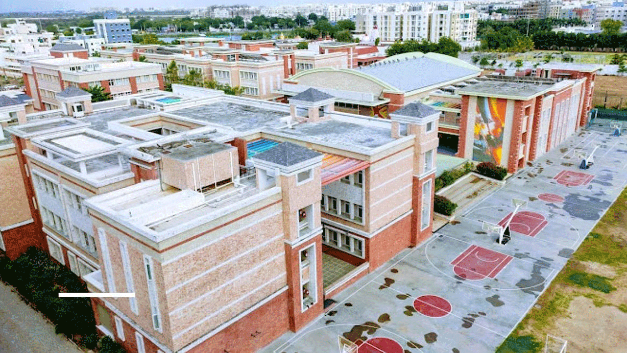 Bomb Threat | వడోదరలోని పాఠశాలలకు వరుస బాంబు బెదిరింపులు