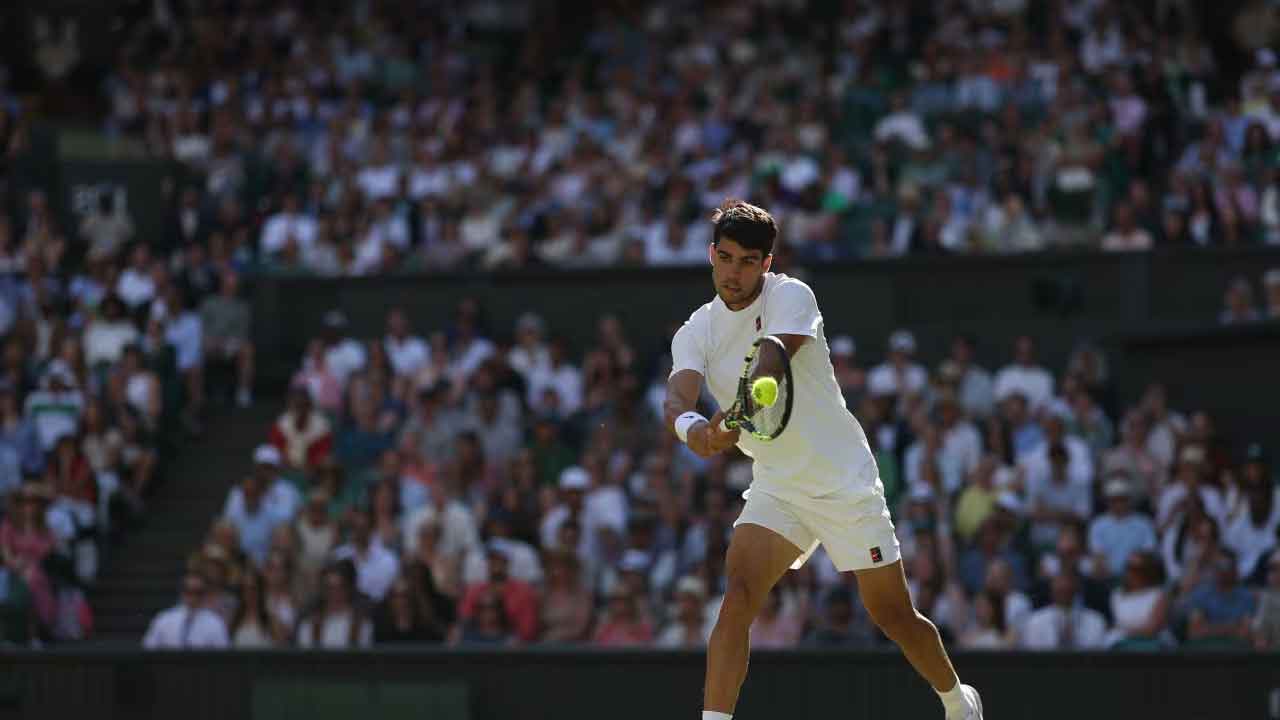 అల్కరాజ్‌ అలవోకగా.. సబలెంక ముందంజ