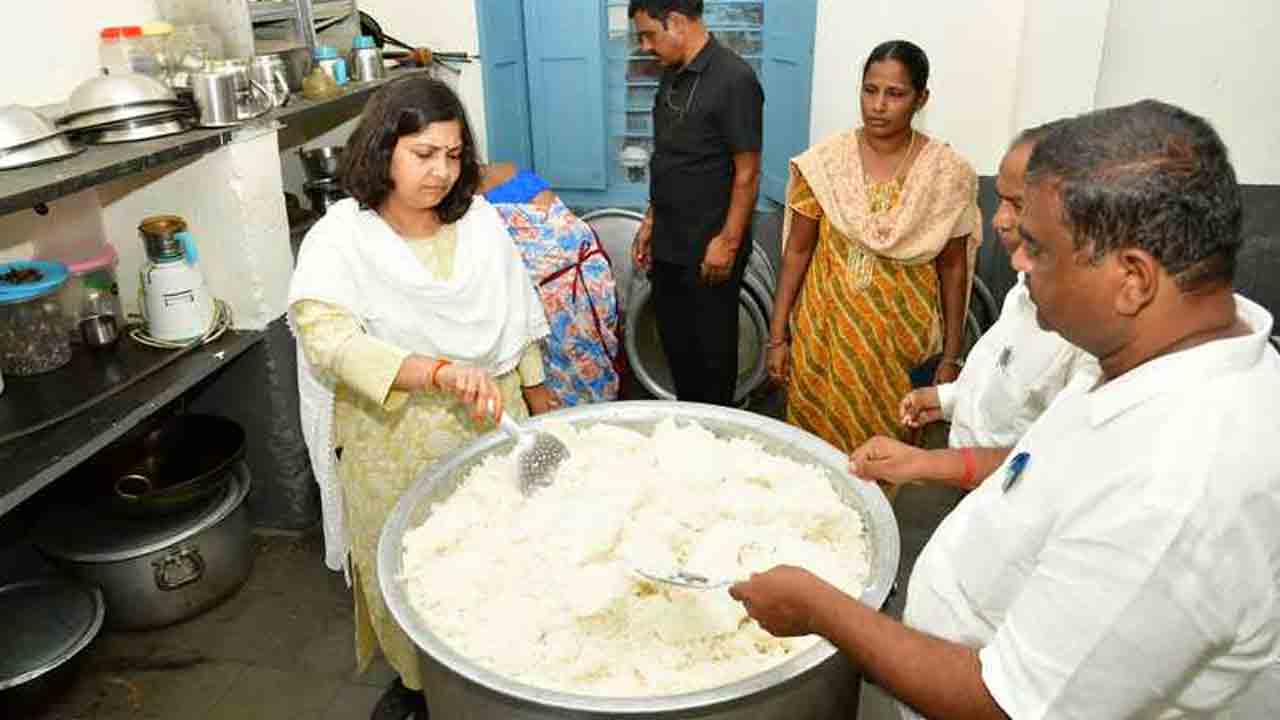 Collector Vijendraboi