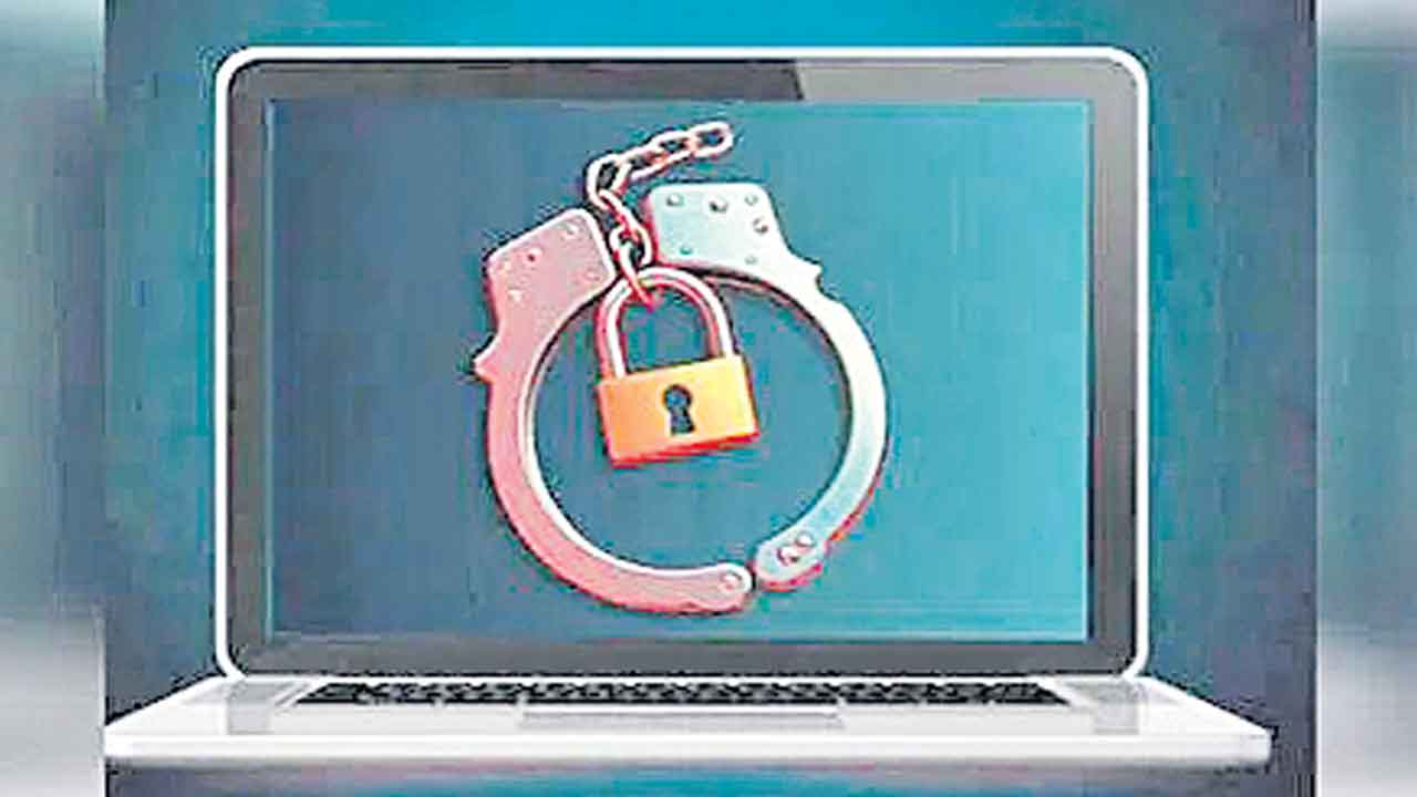 మూడు నెలలకుపైగా డిజిటల్‌ అరెస్ట్‌!