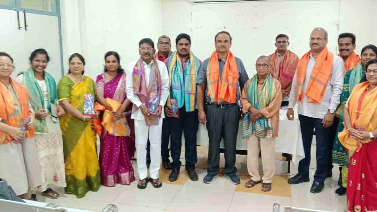 Doctors Day | డాక్టర్లు ప్రత్యక్ష దేవుళ్లు.. వారి పరిరక్షణ బాధ్యత ప్రజలదే : డాక్టర్స్‌ డేలో సుమన్ మోహన్ రావు