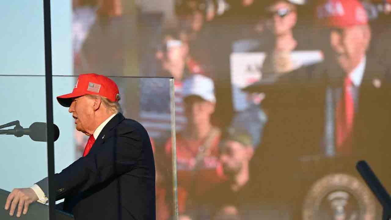 Donald Trump | బైడెన్‌ ఉక్రెయిన్‌కు భారీగా ఆయుధాలిచ్చాడు : డొనాల్డ్‌ ట్రంప్