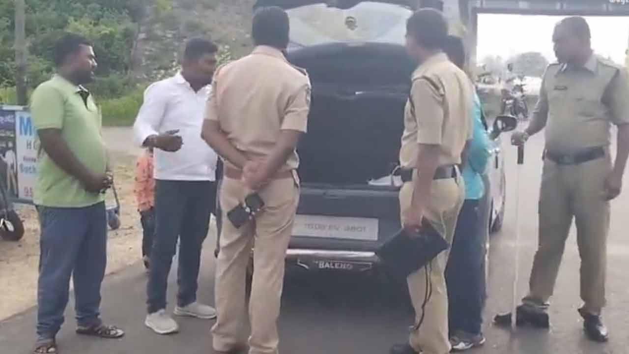 Drunk And Drive | మద్యం తాగితే నేరుగా జైలుకే : ఎస్సై బాలరాజు