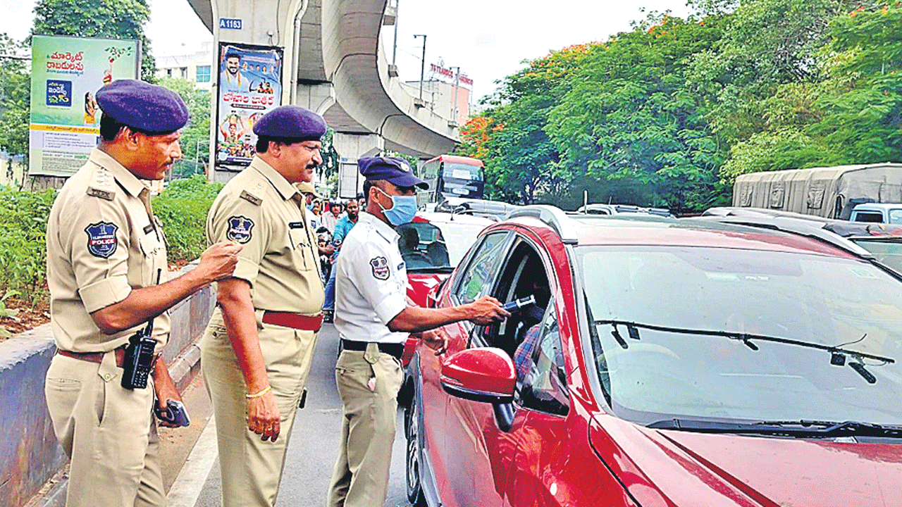 ఎనీ టైం.. డ్రంక్‌ అండ్‌ డ్రైవ్‌!