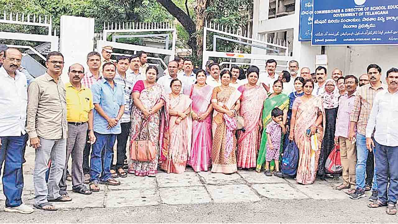 హెచ్‌ఎం పోస్టులను స్థానిక జోన్‌గా సవరించాలి