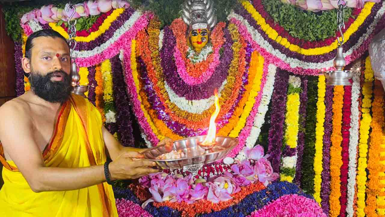 Edupayala | ఏడుపాయల అమ్మవారిని దర్శించుకున్న కలెక్టర్ రాహుల్ రాజ్