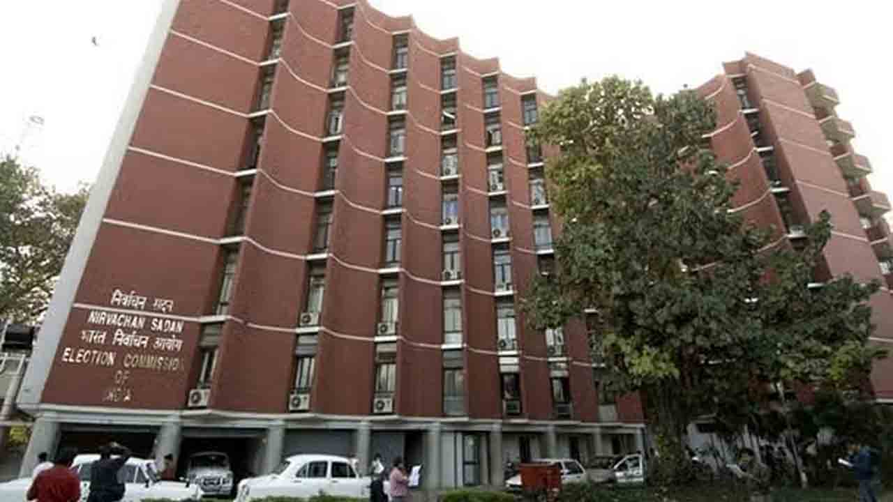 EC Survey | బీహార్‌ ఓటర్ లిస్టులో బంగ్లా, నేపాల్‌, బర్మా దేశస్తులు..!