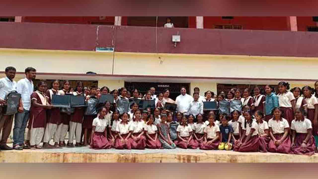 Digital Education | డిజిటల్ చదువులకు ప్రతి విద్యార్థి సన్నద్ధం కావాలి : సుంకి రెడ్డి రాఘవేందర్ రెడ్డి