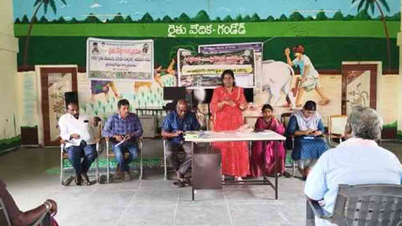 Oil farm plantations | ఆయిల్ ఫామ్ తోటలను పెంచి అధికా ఆదాయం పొందాలి