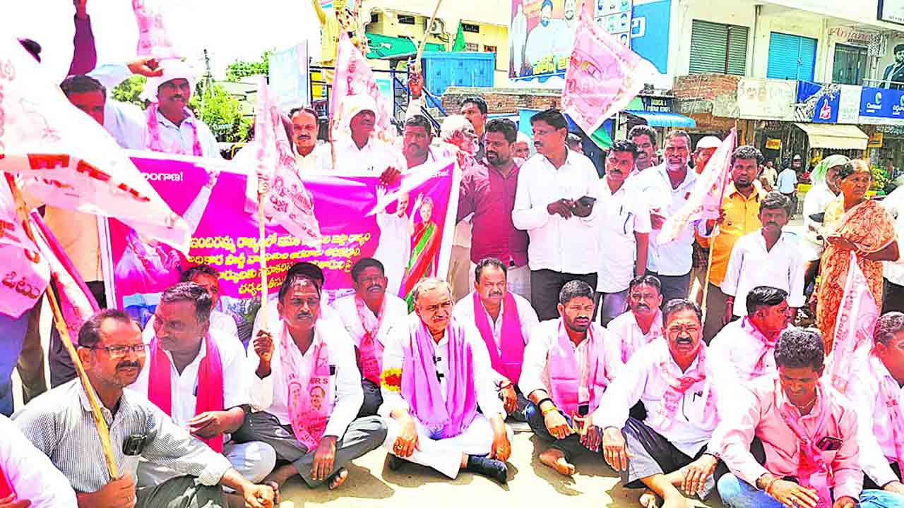 ఇందిరమ్మ రాజ్యంలో ఇసుకాసురులు