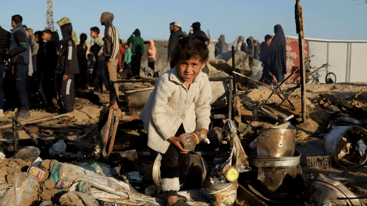 Gaza | ఇజ్రాయెల్‌ దాడుల్లో 42 మంది పాలస్తీనియన్లు మృతి