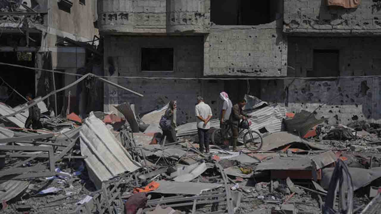 Gaza | గాజాలో కొనసాగుతున్న ఇజ్రాయెల్ దాడులు.. 20 మంది పాలస్తీనియన్లు మృతి