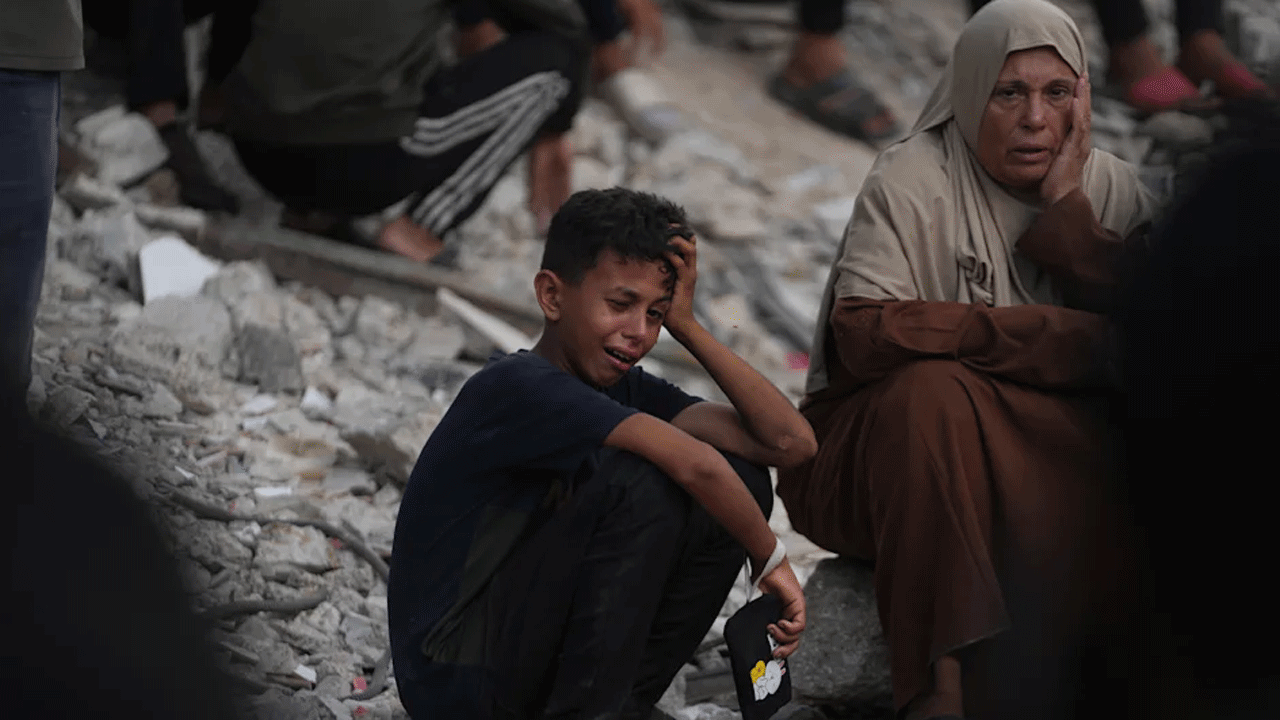 Gaza | గాజాలో ఇజ్రాయెల్‌ జరిపిన దాడుల్లో 25 మంది మృతి