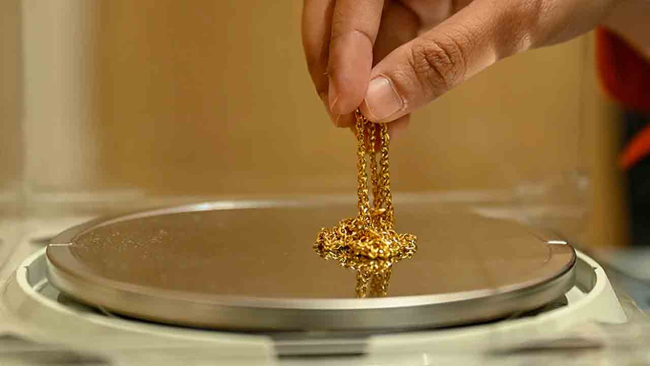 Gold loan | బంగారంపై లోన్‌ తీసుకోవాలనుకుంటున్నారా.. అయితే ఇవి తప్పక తెలుసుకోండి..