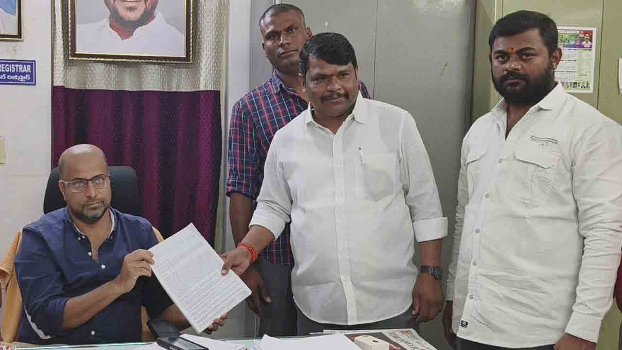 Govt land road | సీఎంఓ పేరుతో ప్రైవేటు వెంచర్ కోసం ప్రభుత్వ భూముల్లో నుండి రోడ్డు నిర్మిస్తారా…?