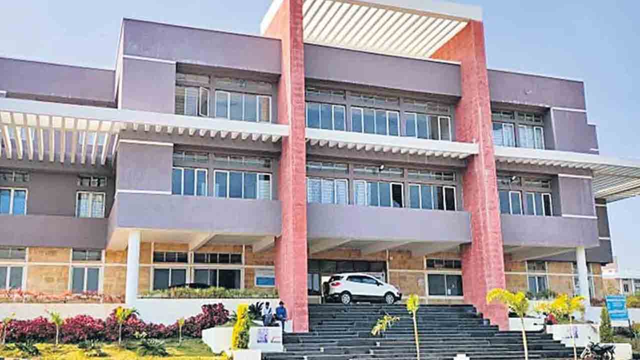 Guest Lecturers | గెస్ట్‌ లెక్చరర్స్‌ కోసం దరఖాస్తుల ఆహ్వానం.. వివరాలివే