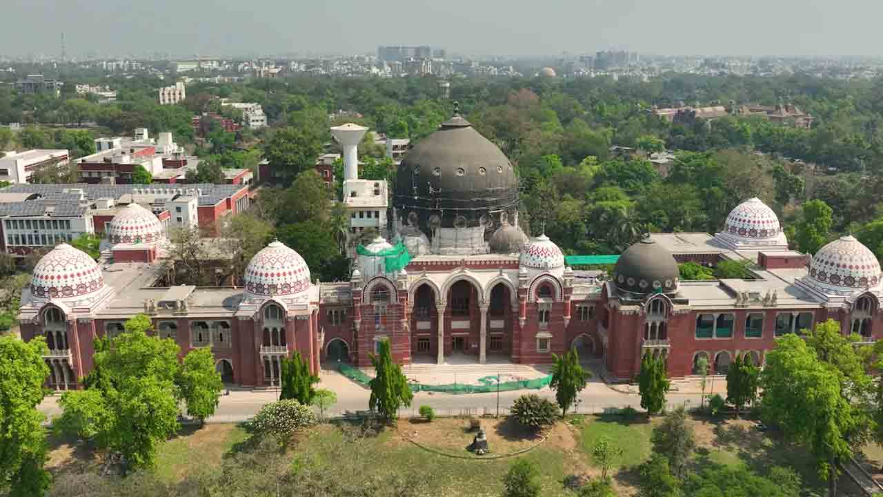 Gujarat University | గుజరాత్‌ యూనివర్సిటీలో కలకలం.. 100 మందికిపైగా విద్యార్థులకు అస్వస్థత