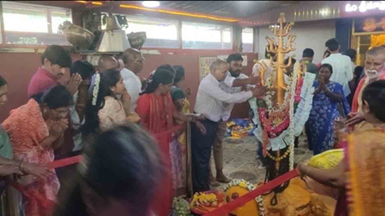 Guru Pournami | అంబత్రయ క్షేత్రంలో ఘనంగా గురు పౌర్ణమి వేడుకలు