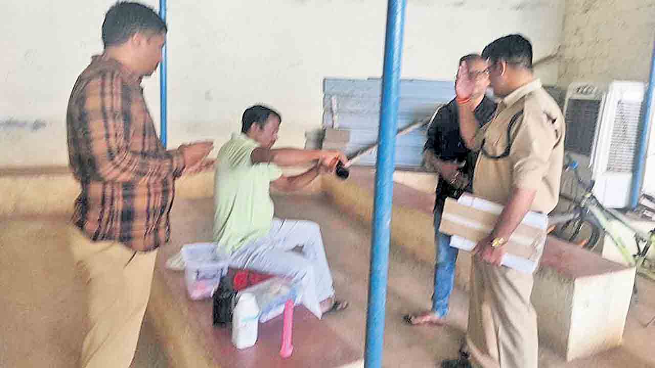 కుత్బుల్లాపూర్లో కల్తీ కల్లు కలకలం!