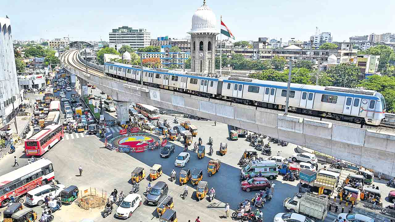 పాతనగరం మెట్రోకు సర్వే