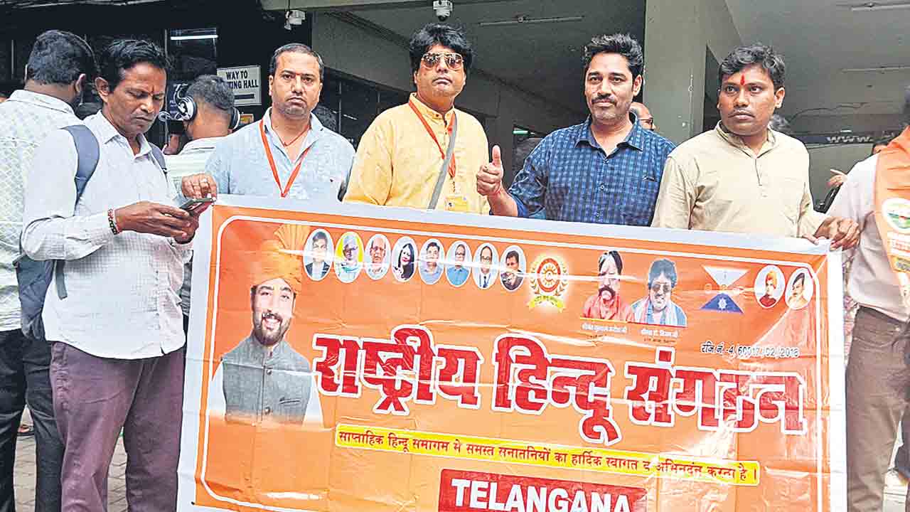 హిందూ ఆలయాలను కూల్చితే సహించం