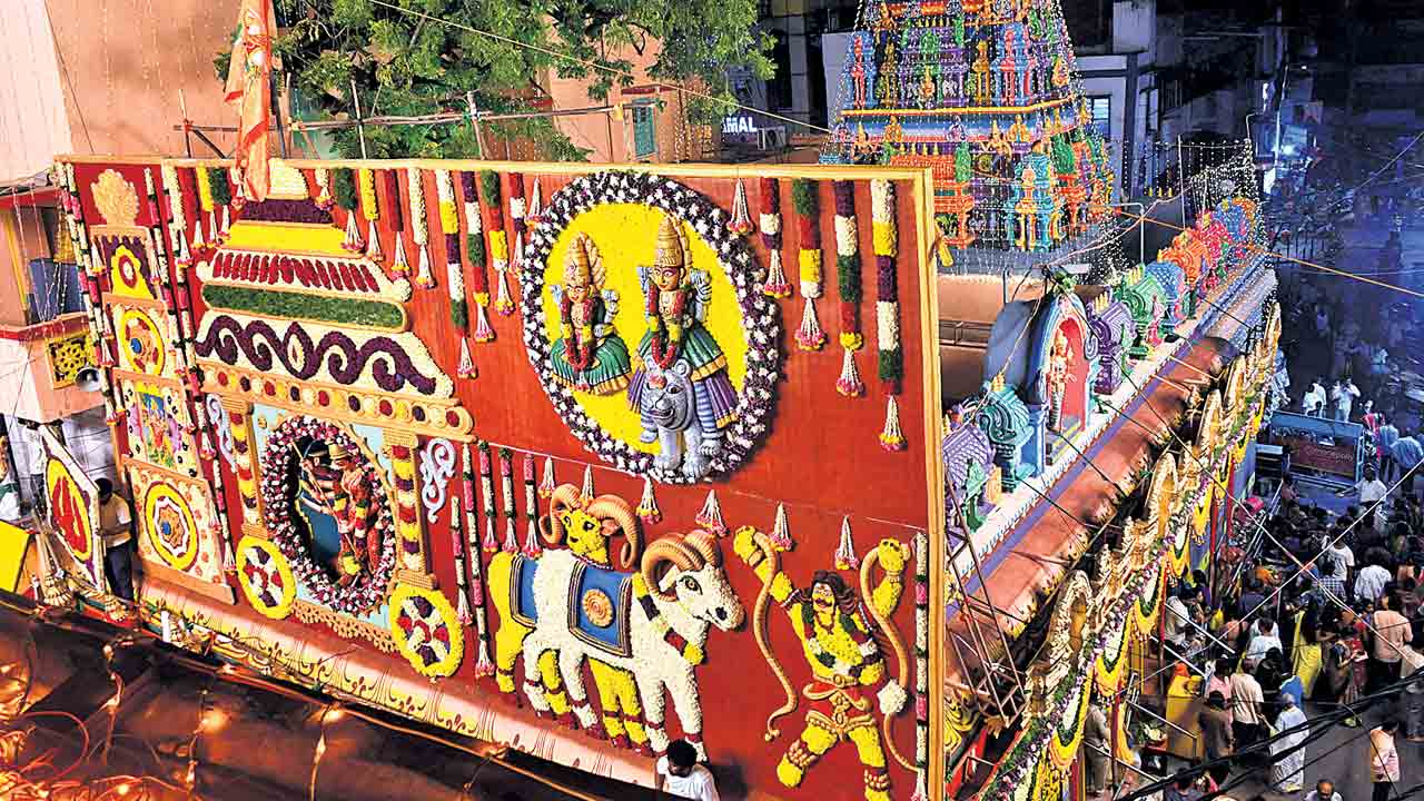 నేడే లష్కర్‌ బోనాలు