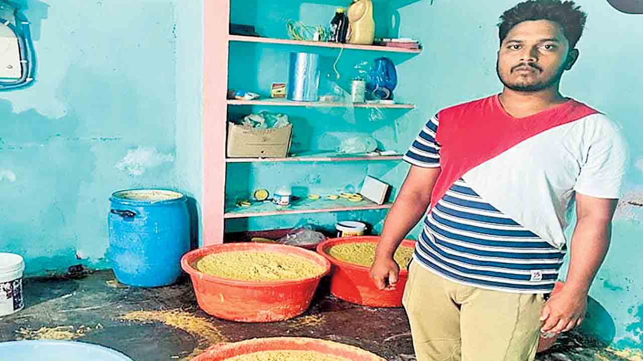 కల్తీ ఆహార ఉత్పత్తి కేంద్రాలపై దాడులు