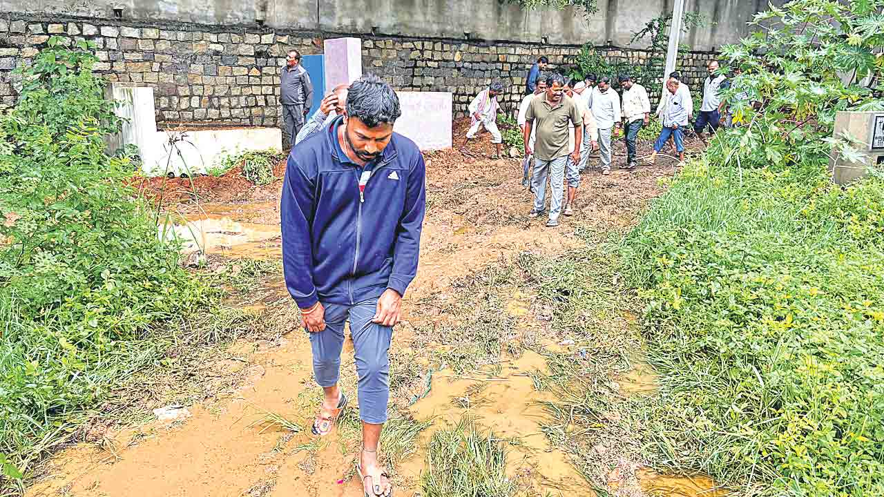 ఆఖరి మజిలీ ఆగమాగం