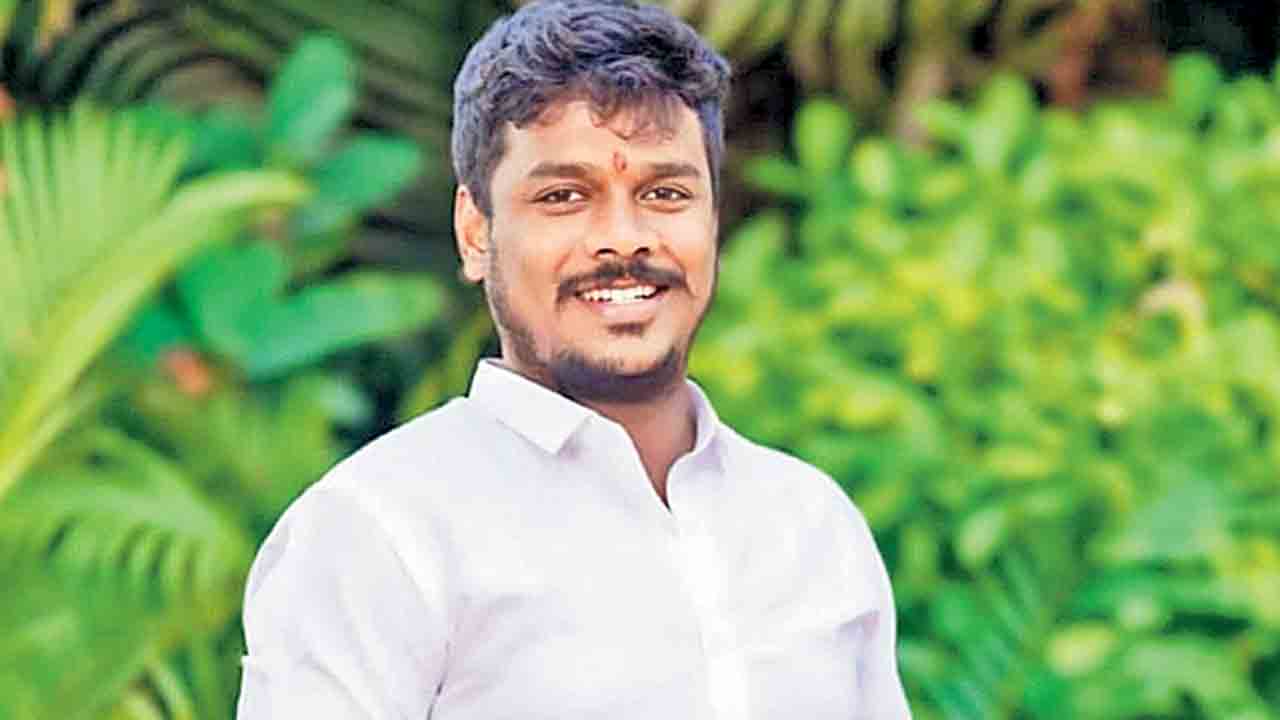 లంపెన్‌ గ్యాంగ్‌ దాడి.. యువకుడు ఆత్మహత్య